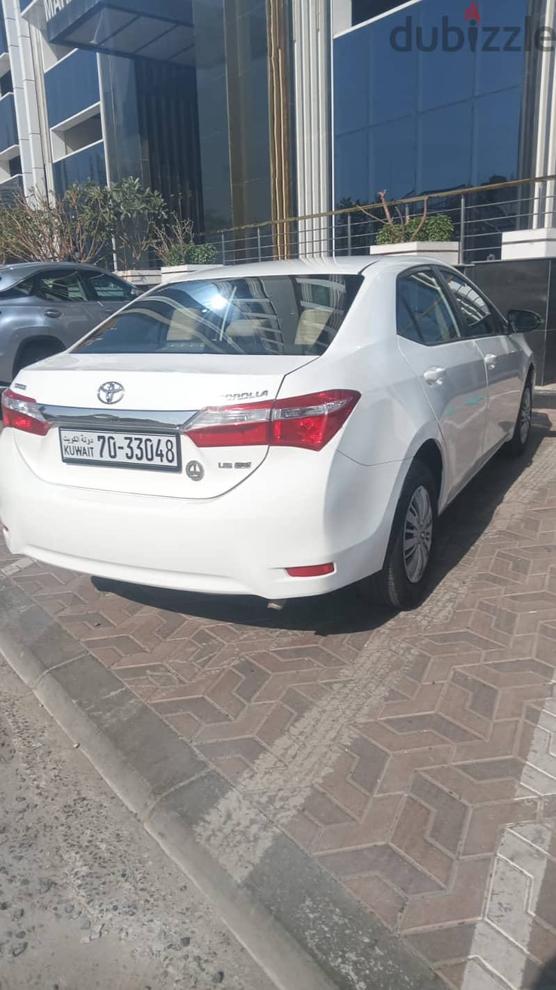 Toyota Corolla 2015 L. 1.6 (9/10 Condition) 4