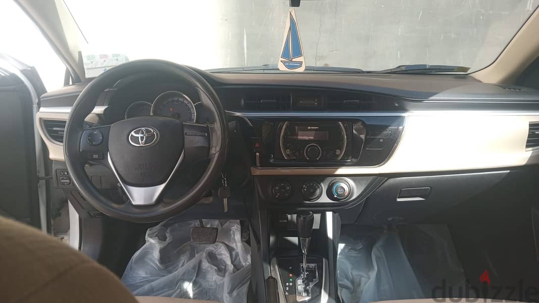 Toyota Corolla 2015 L. 1.6 (9/10 Condition) 5