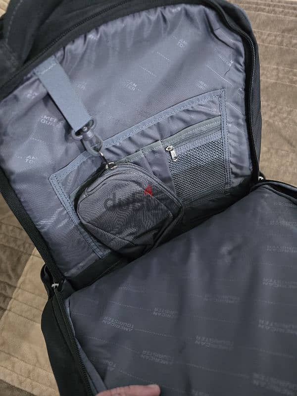 American Tourister Laptop bag 1