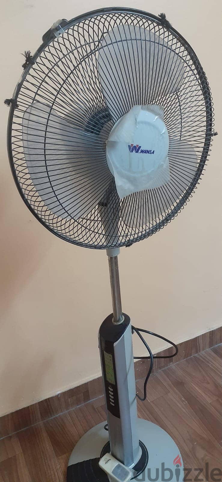 Wansa Fan With Remote in Excellent Condition for Sale 1