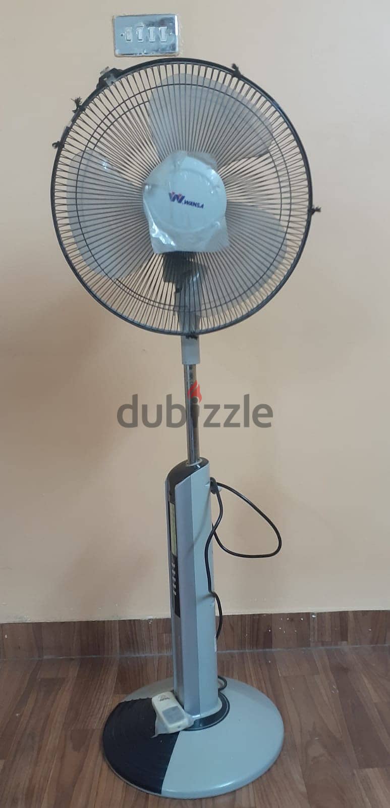 Wansa Fan With Remote in Excellent Condition for Sale 4