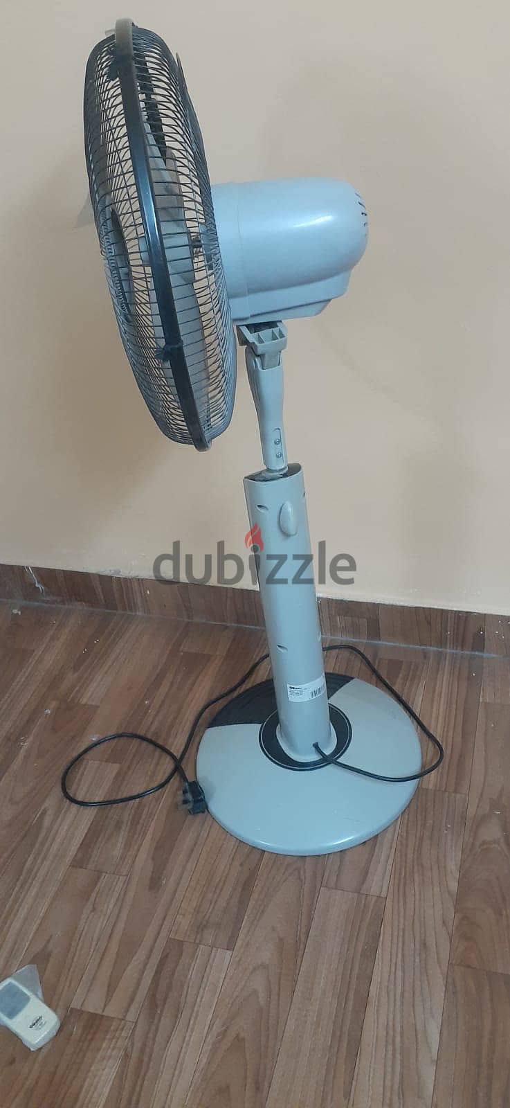 Wansa Fan With Remote in Excellent Condition for Sale 5