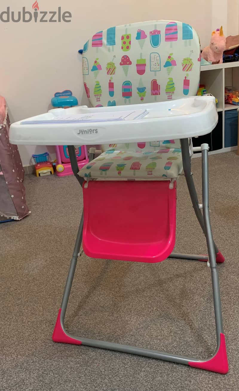 Kids Bedroom set and Juniors Highchair for sale ! 3