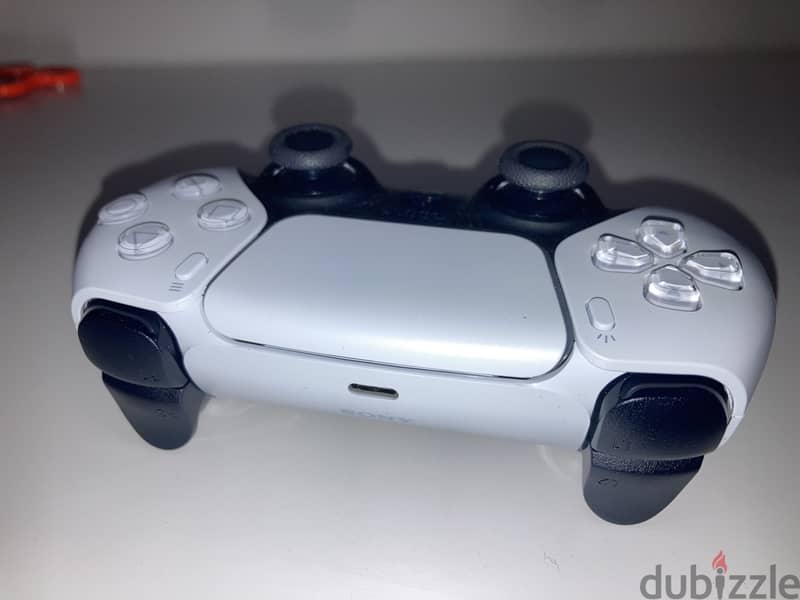 PS5 dual shock controller 1