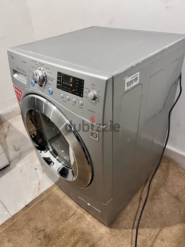 i am salling washing machine LG  9+5kg  fully automatic front load 2