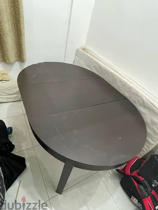 table for sell for free 0