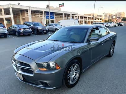 Dodge Charger 2012 excellent condition