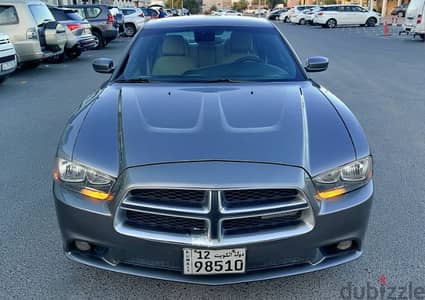 Dodge Charger 2012 excellent condition