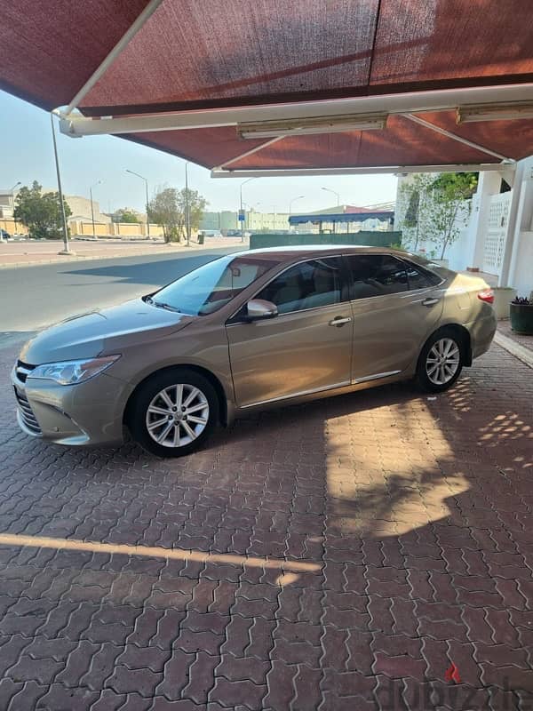 Toyota Camry 2017 4