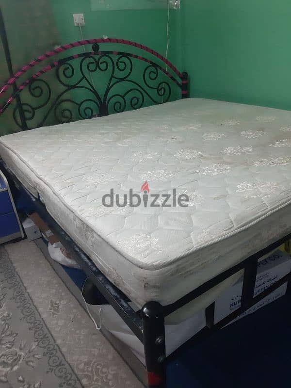 hello every one how are you I m selling myking size bed. . 2