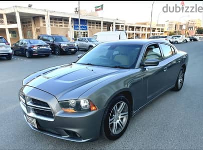 Dodge Charger 2012 excellent condition