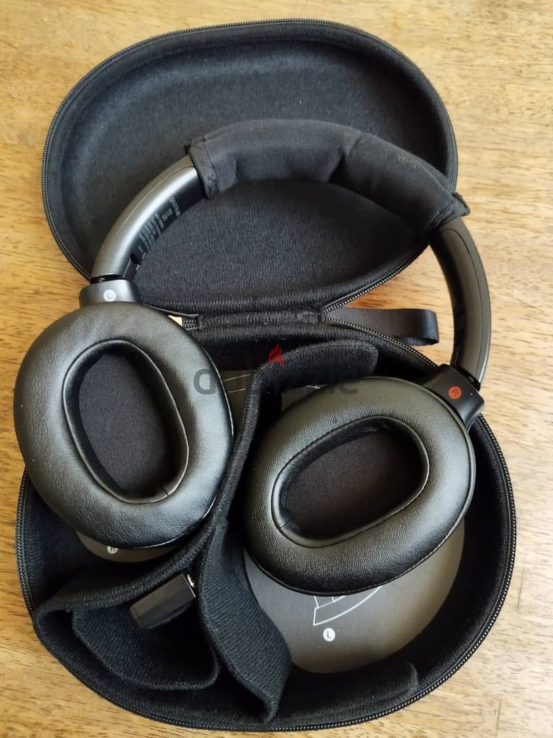 Sony WHXB900N Noise Cancelling  Headphone 0