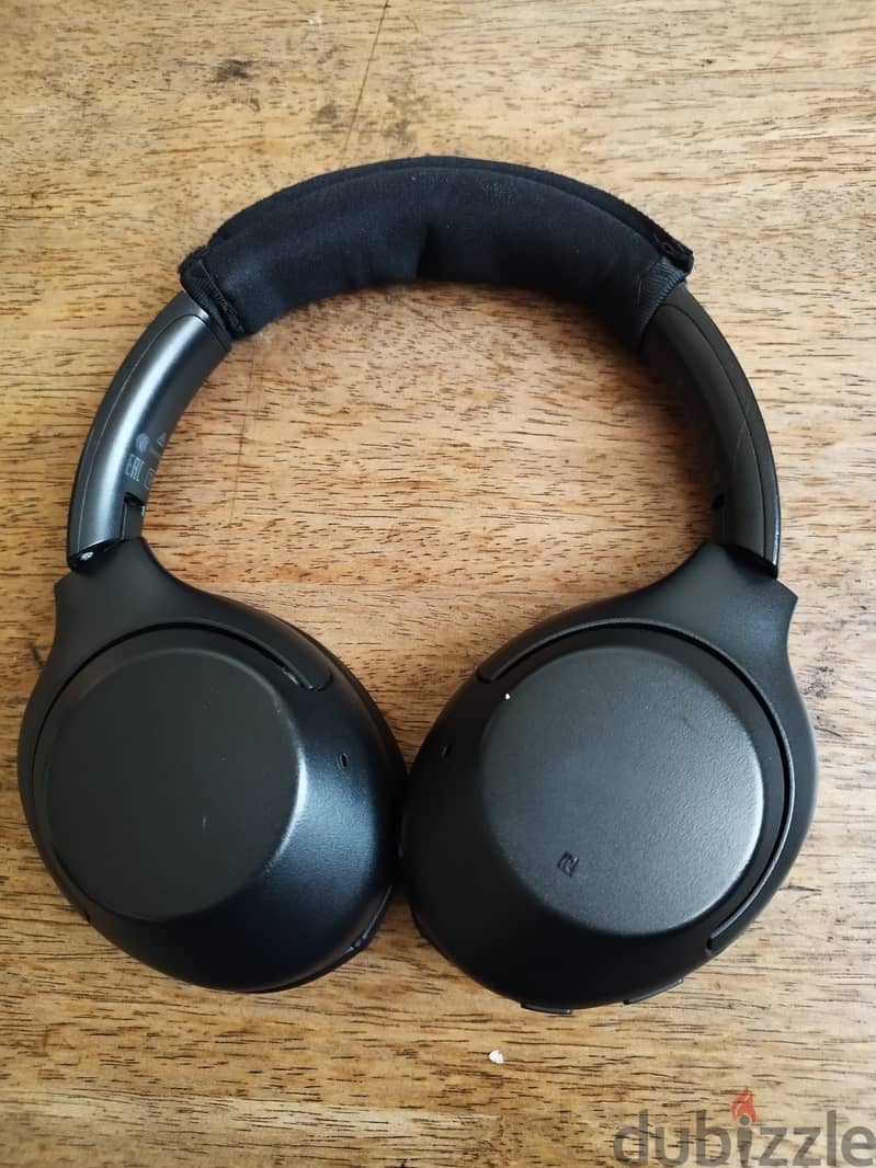 Sony WHXB900N Noise Cancelling  Headphone 4