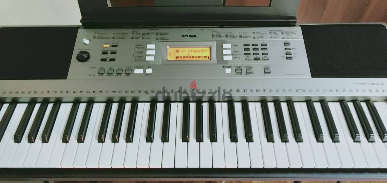 YAMAHA PSR E 353 Musical Keyboard for sale in new condition 0