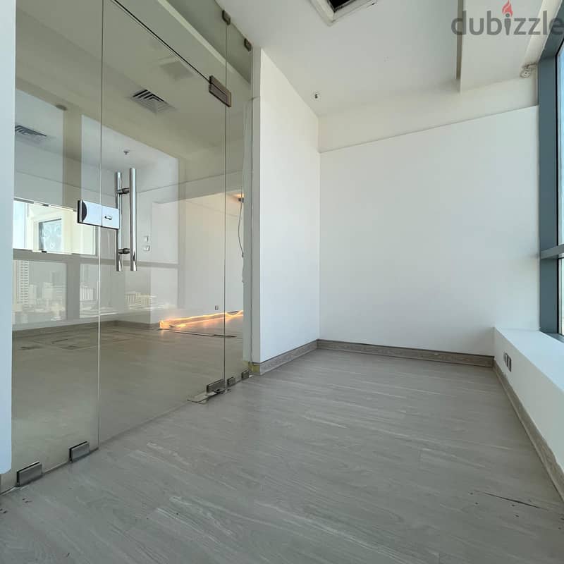 Commercial floor with sea view for rent in sharq , block 5 5