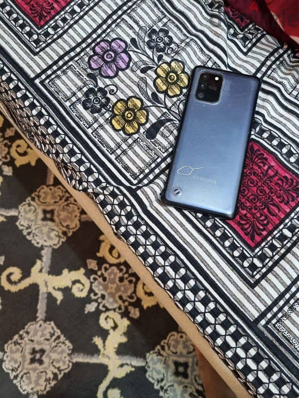 Samsung galaxy s10 lite for sale 0