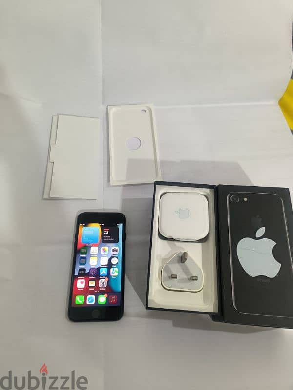 iPhone 7 128gb black color 3