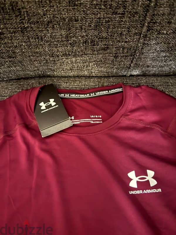 under armor compression shirt 0