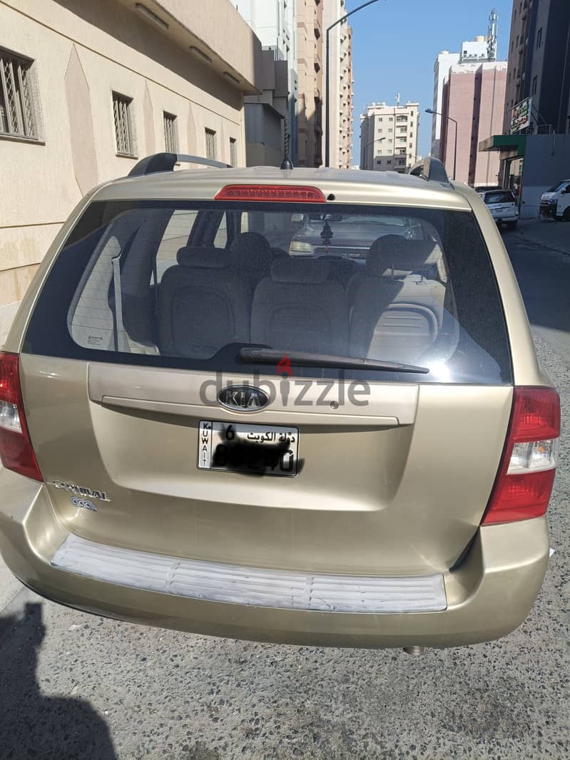 Kia Carnival 2010 2010 1