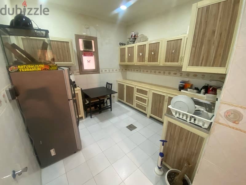 furnished 3-bedrooms villa apt w/private gym in abu fatira 3