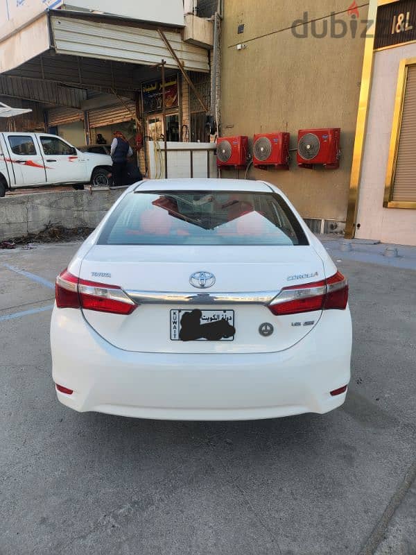 Toyota Corolla 2015 3