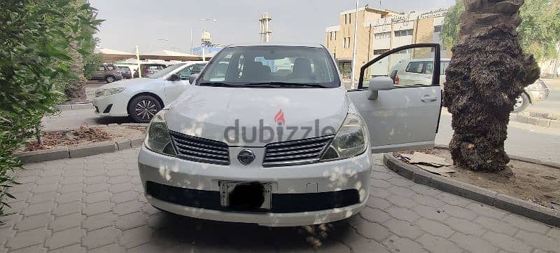 Nissan Tiida 2007 1