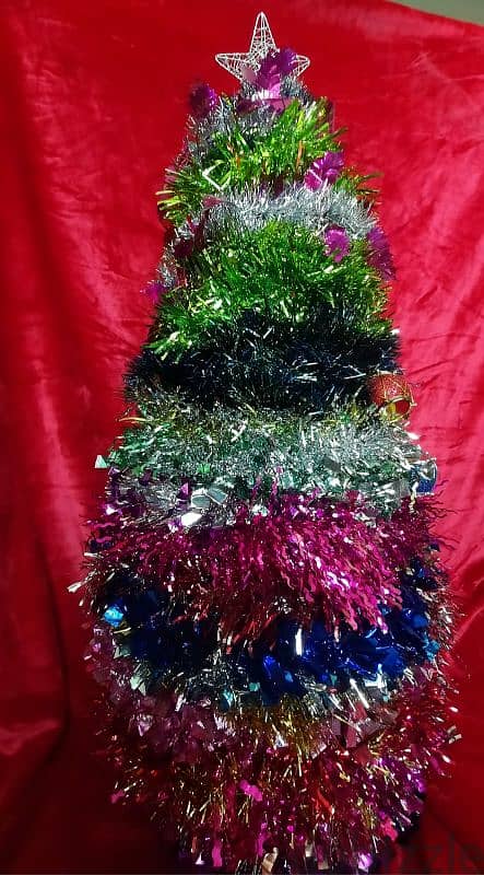 Colourful Christmas Tree 0