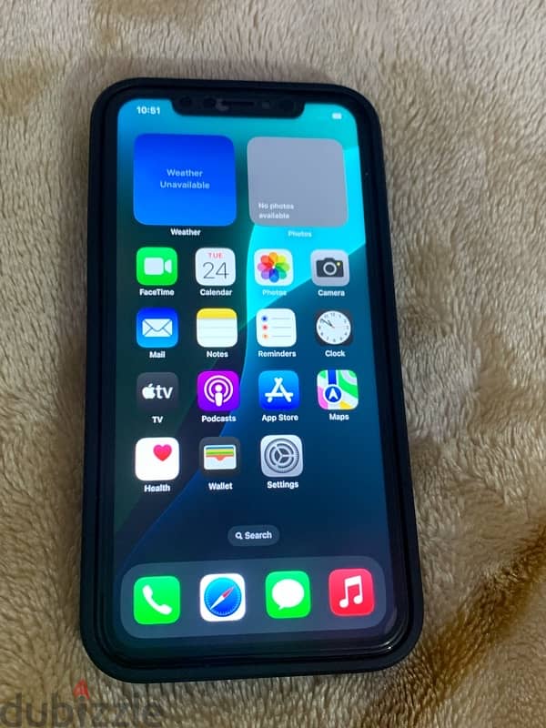 iPhone 11 . . 128gb battery and display change all everything working 4