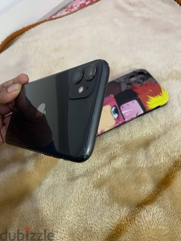 iPhone 11 . . 128gb battery and display change all everything working 12