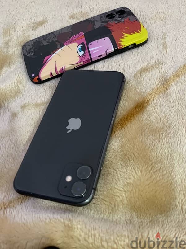 iPhone 11 . . 128gb battery and display change all everything working 13