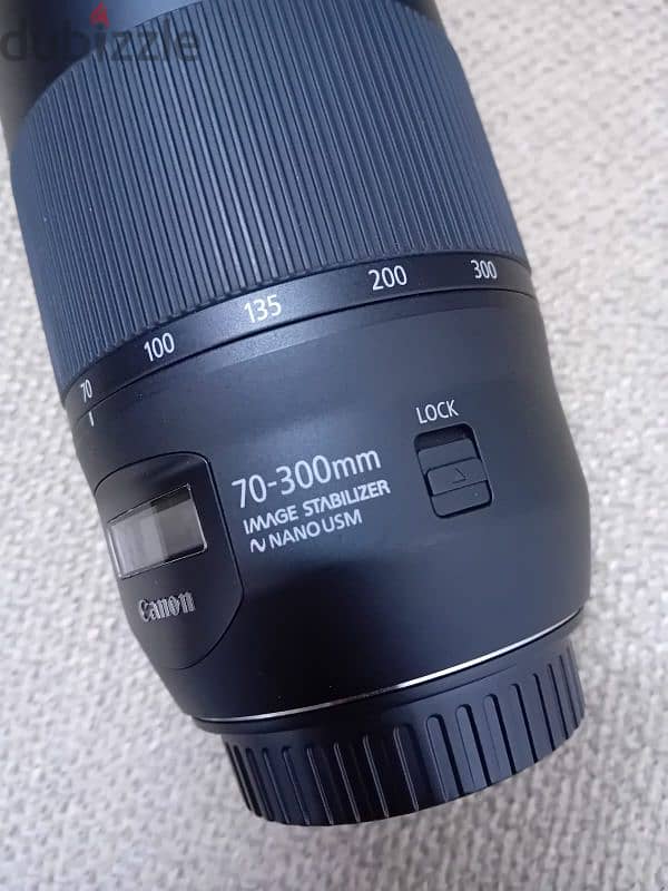 Canon EF 70-300mm F/1:4-5.6 IS ii USM 3