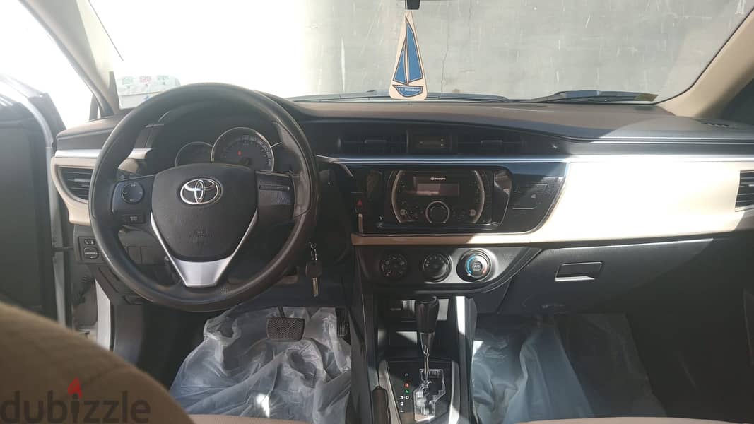 Toyota Corolla 2015 L. 1.6 - Condition 9.5/10 5