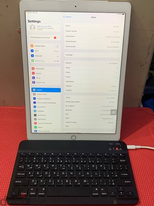 iPad Pro 12.9 inch sim and Wi-Fi 128gb good condition 9