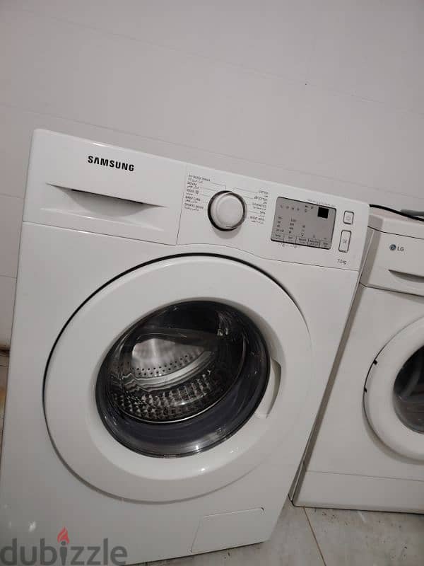 Samsung washing machine almost new 3