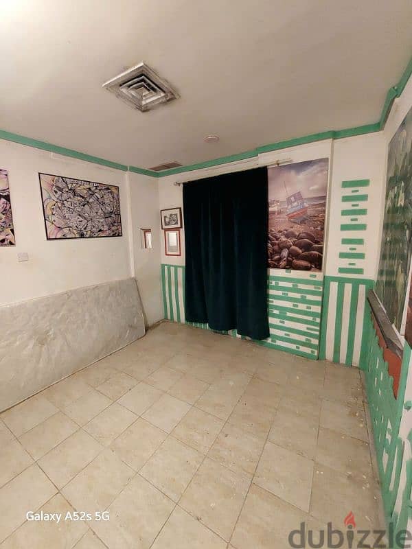 room for rent with spicail bathroom 1