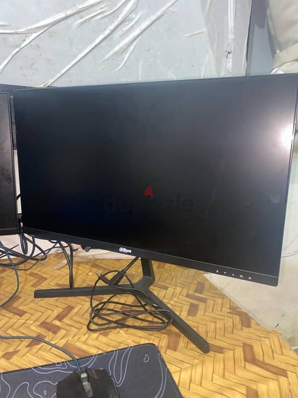 gaming monitor urgent sell 1