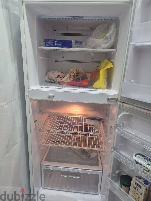 Good Condition Refrigerator 4