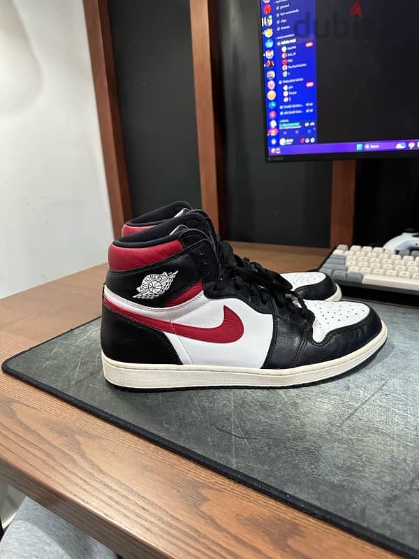 Jordan 1 Retro High OG Gym Red 2019 0