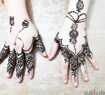 Henna Artist available in Kuwait