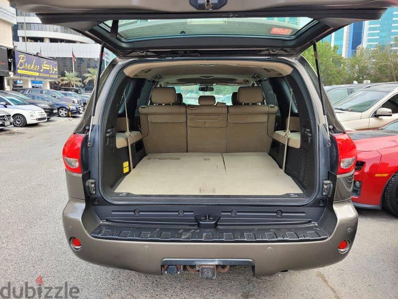 Toyota Sequoia 2010 9