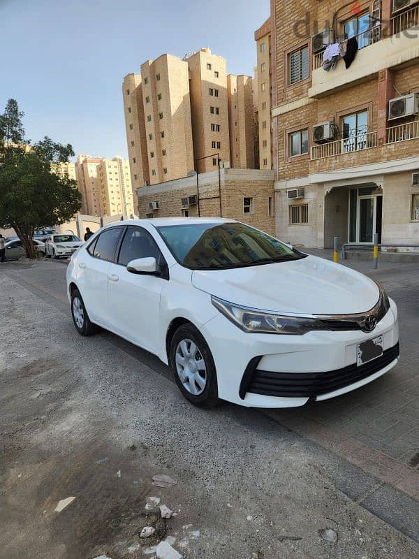 Toyota Corolla 2017 4