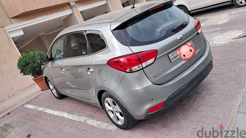 Urgent Sale Kia Carens 2014. . Family Used. . Computer inspection. . 1