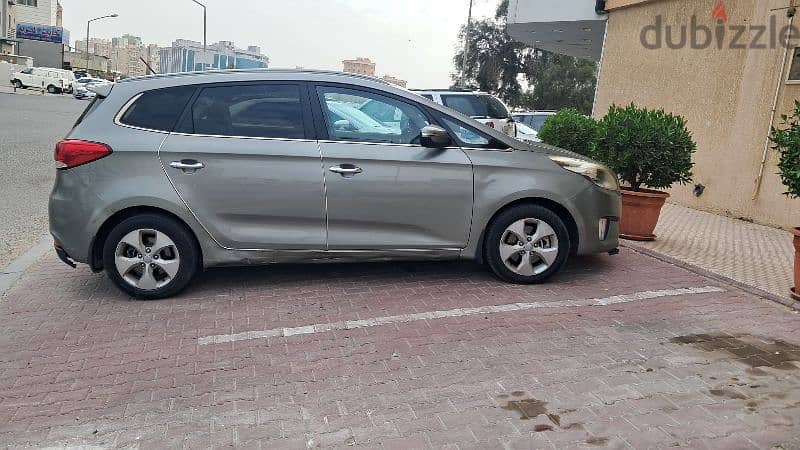 Urgent Sale Kia Carens 2014. . Family Used. . Computer inspection. . 2