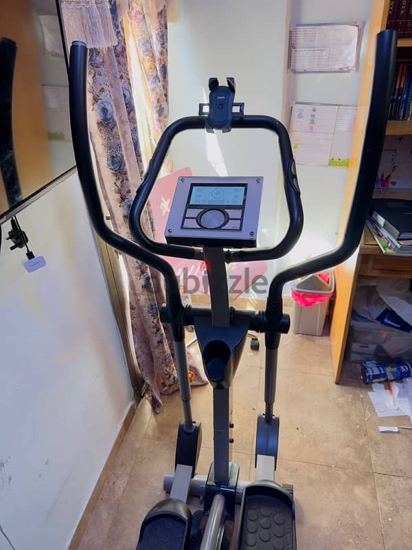 cross trainer 1