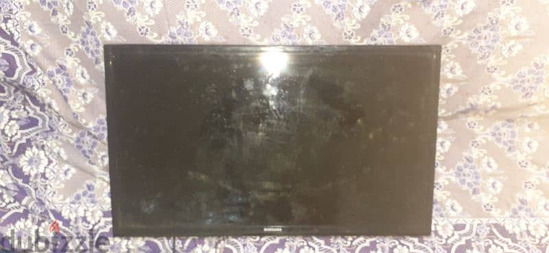 Samsung TV with stand 36 inch 0