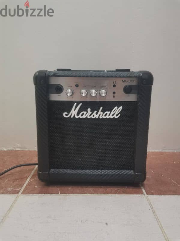 Marshall MG10CF 1