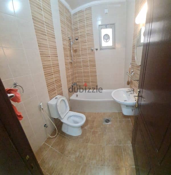 nice clean flat in Egaila with small balcony 3