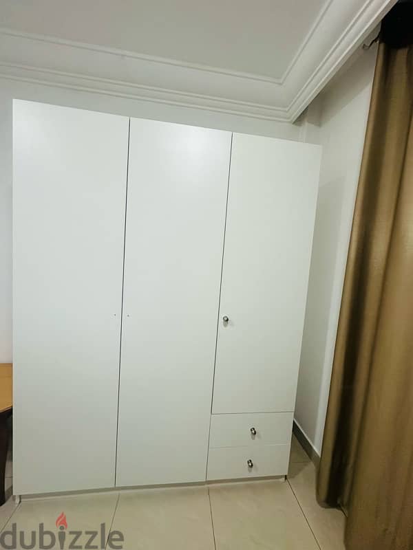 FULLY FURNISHED SPECIOUS STUDIO APARTMENT IN CITY 4