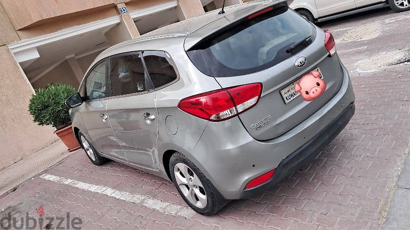 Urgent Sale Kia Carens 2014. . Family Used. . Computer inspection. . 1