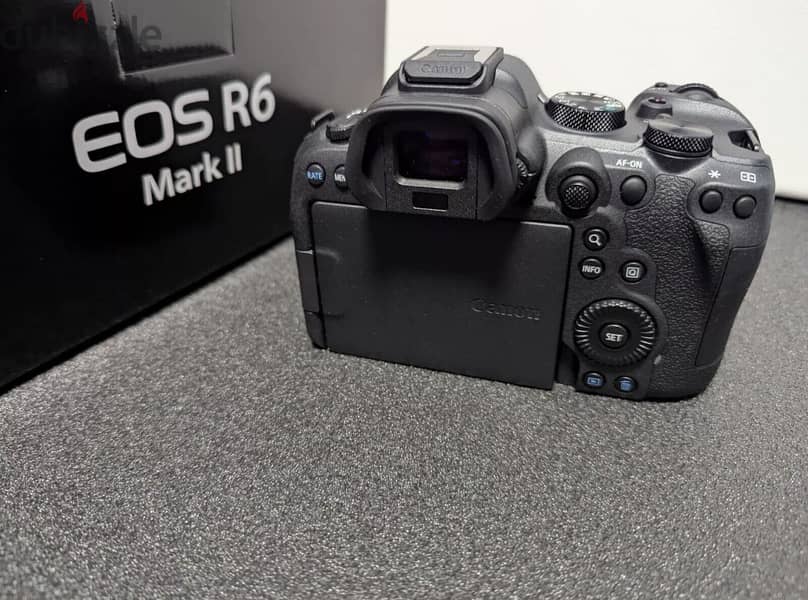 Canon EOS R6 Mark II 24.2MP Mirrorless Digital Camera Body 1